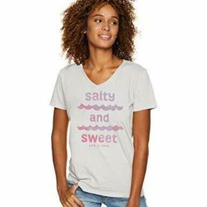 Life is Good Crusher Vee Salty And Sweet T-Shirt M